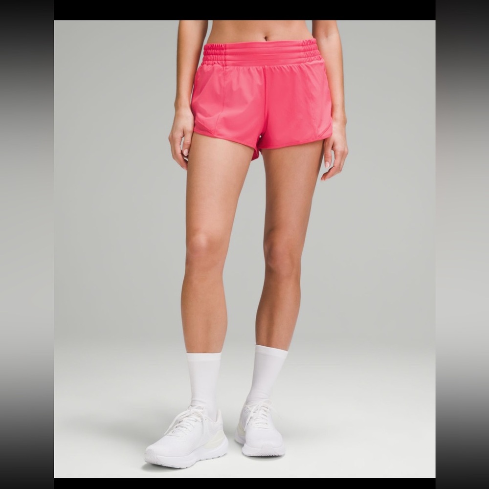 Lululemon hotty hot high rise short